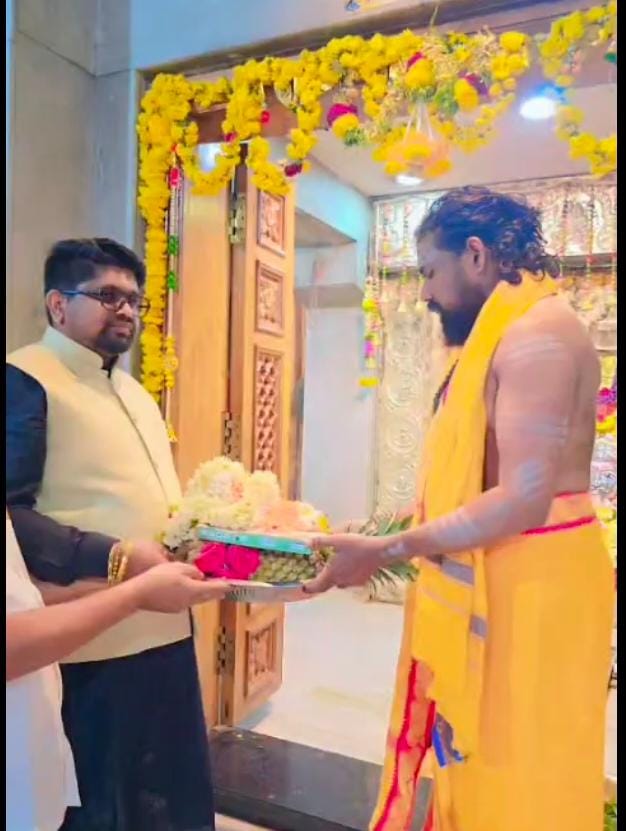 प्रधानमंत्री नरेंद्र मोदी के जन्मदिन पर डॉ. भार्गव मल्लप्पा ने चित्रदुर्ग शिव मंदिर में की पूजा-अर्चना