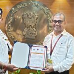 राष्ट्रीय सम्मान से नवाजे गए टाटानगर रेल सिविल डिफेंस इंस्पेक्टर संतोष कुमार