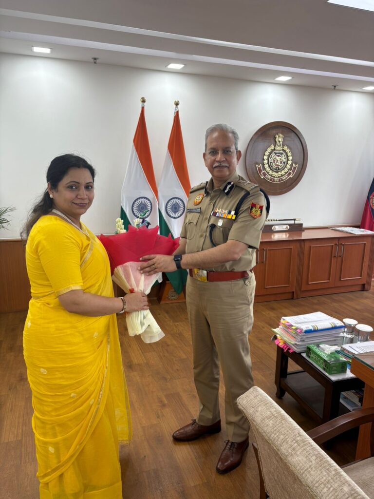 पारुल सिंह ने दिल्ली पुलिस आयुक्त सतीश गोलचा को पैरा स्विमिंग चैम्पियनशिप का मुख्य अतिथि बनने का आमंत्रण दिया
