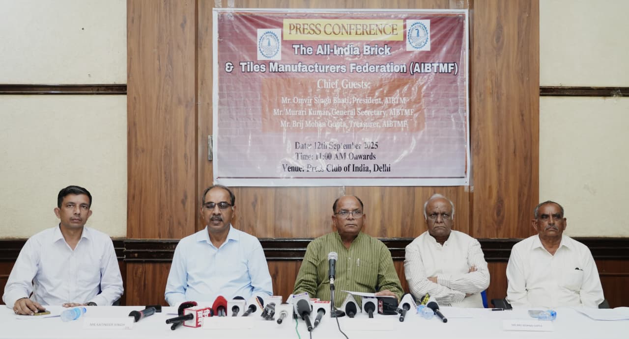 संपूर्ण भारत के लाल ईंट निर्माता ईंटों पर जीएसटी दर न घटाए जाने से नाराज़, करेंगे विरोध प्रदर्शन