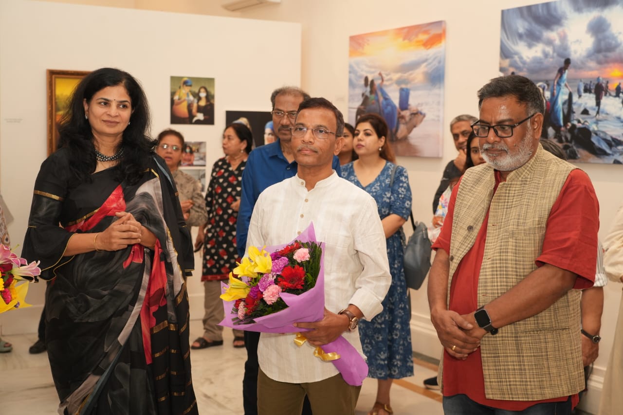 रामणी मैलवरपु ने ‘रूट्स टू रिवर्स’ प्रदर्शनी से खोला नदियों पर संवाद का द्वार