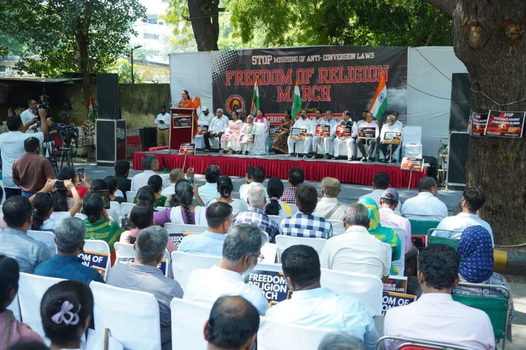 देशभर में शुरू हुआ धर्म स्वातंत्र्य मार्च, दिल्ली में जंतर-मंतर से आंदोलन की शुरुआत