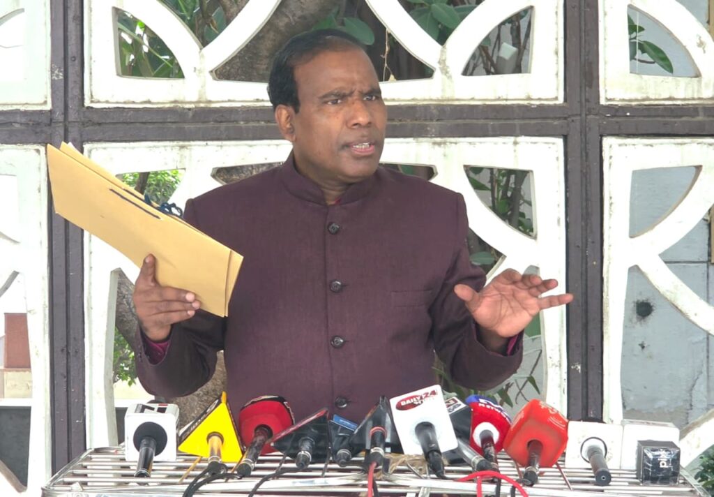 डॉ. के.ए. पॉल ने सुप्रीम कोर्ट से सट्टेबाजी ऐप मामले में शीघ्र सुनवाई की मांग की, न्यायिक देरी पर जताई चिंता