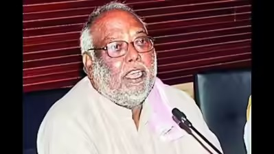 पूर्व सांसद की पत्नी के साथ अभद्र व्यवहार; डॉ. मंडल ने उचित कार्रवाई की अपील की