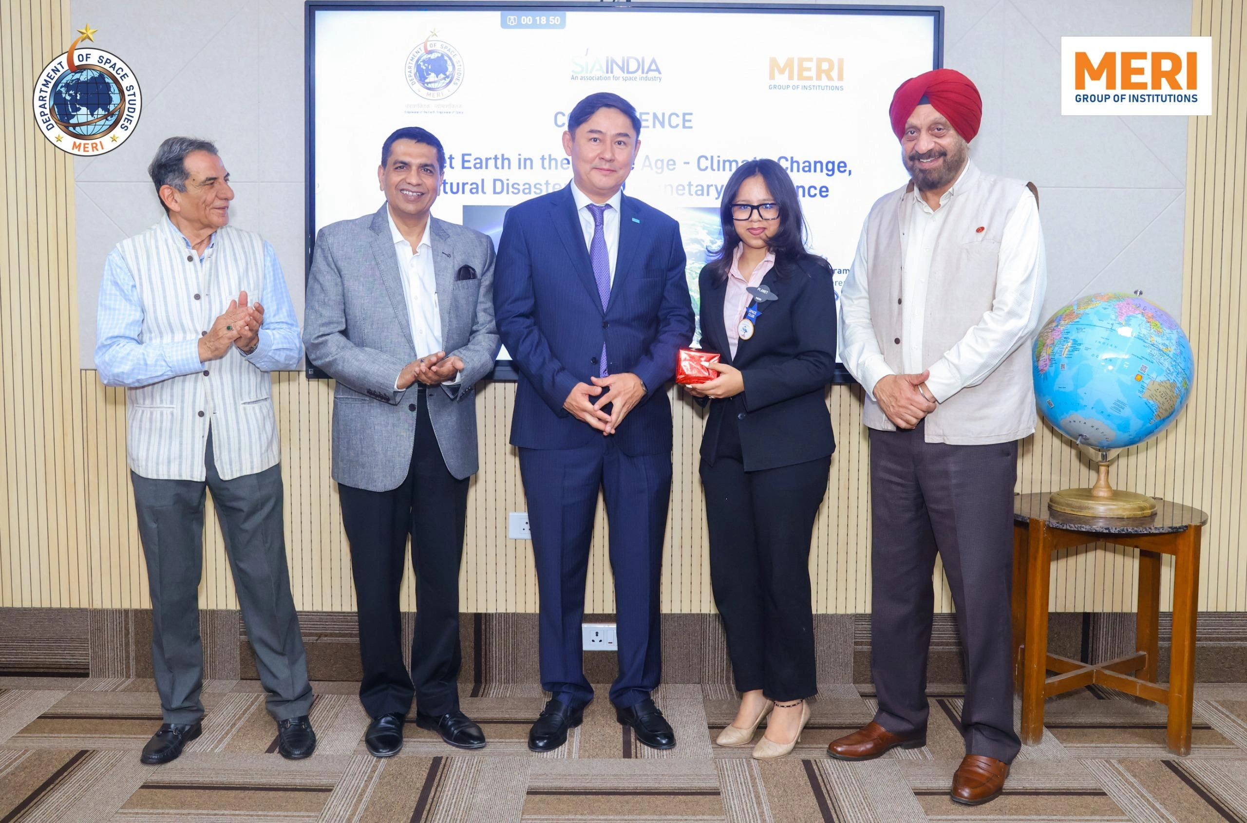 MERI के डिपार्टमेंट ऑफ स्पेस स्टडीज ने पृथ्वी दिवस पर स्पेस इनिशिएटिव को “कर्टन रेज़र” के रूप में पेश किया