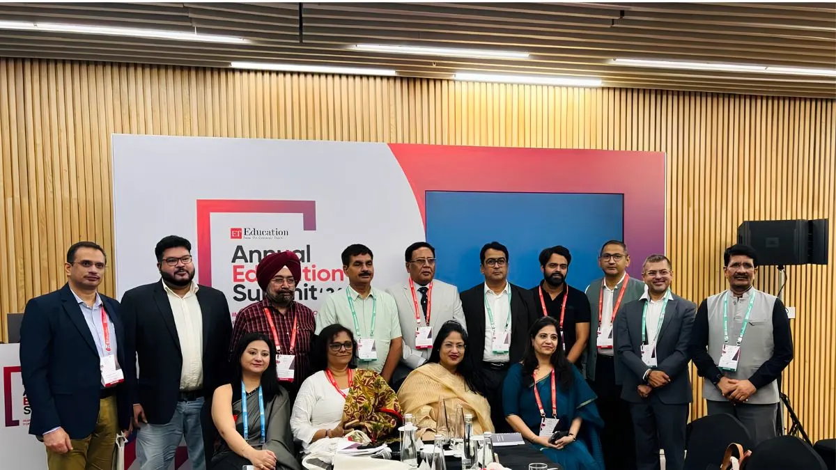 AI-संचालित शिक्षा मॉडल के साथ SRM ने भविष्य की उच्च शिक्षा का खाका किया पेशAI-संचालित शिक्षा मॉडल के साथ SRM ने भविष्य की उच्च शिक्षा का खाका किया पेश